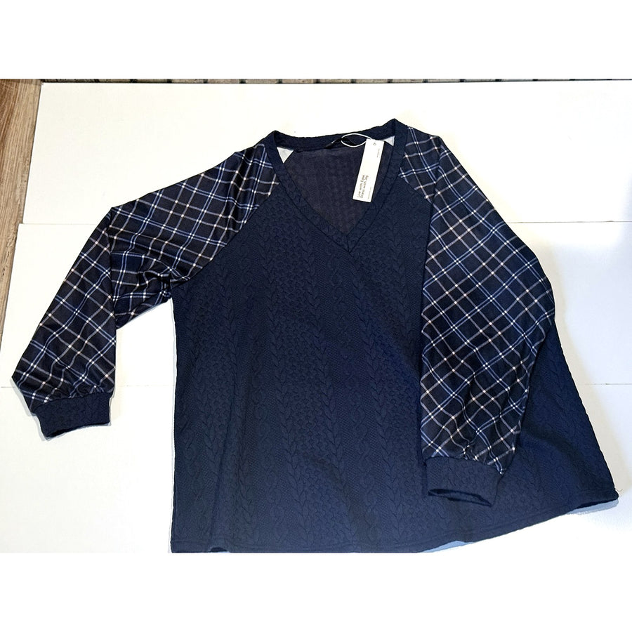 BloomChic Navy Cable Knit Plaid Sleeve Top NWT Size 10-20